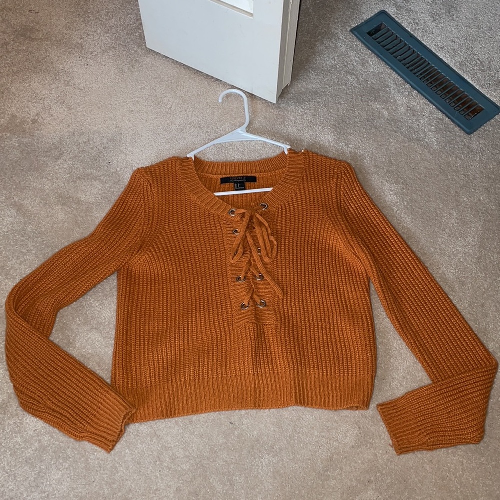 Midi orange partial lace-up sweater
